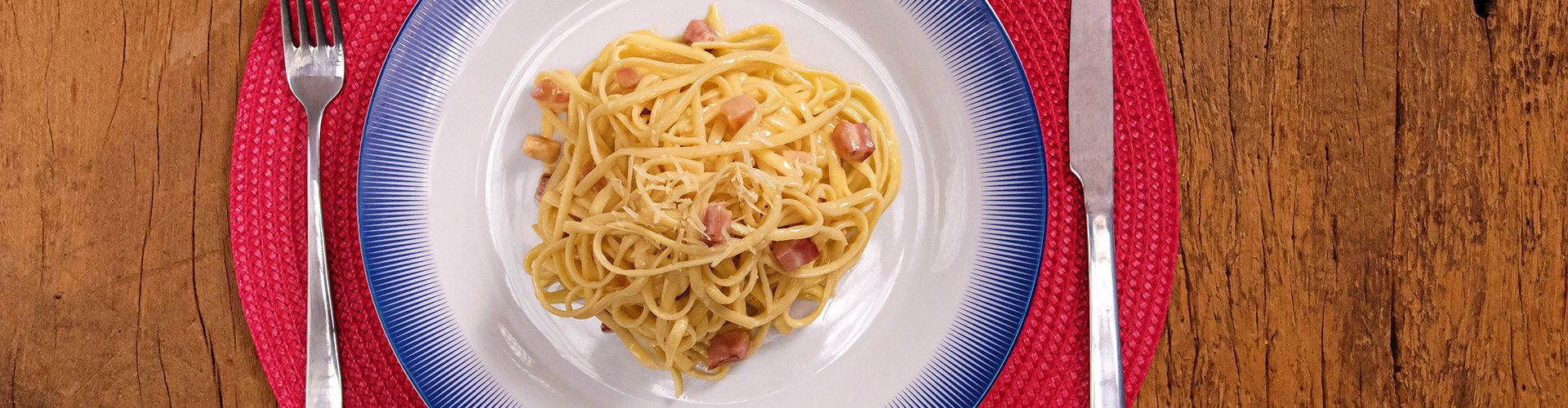 Macarrão à carbonara