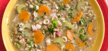 Receita Sopa de lentilha com macarrão