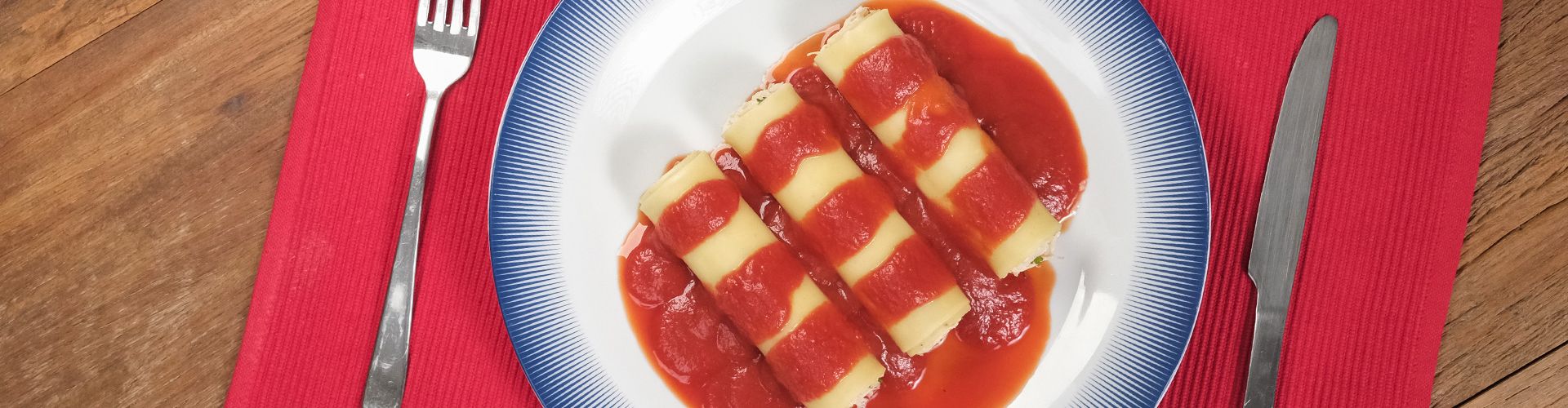 Canelone de frango com requeijão cremoso