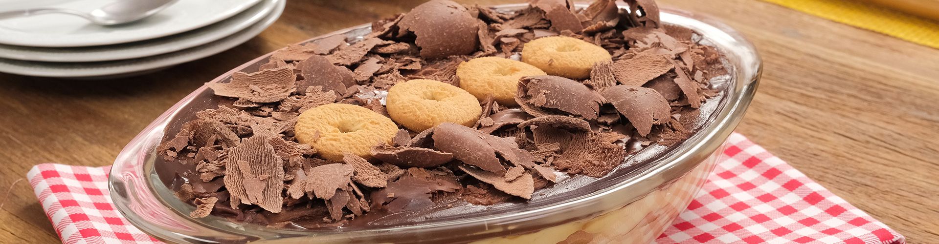 Pavê de coco com chocolate