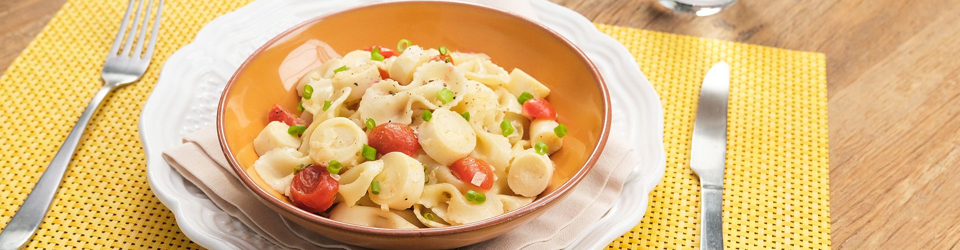 Macarrão com Palmito e Tomate