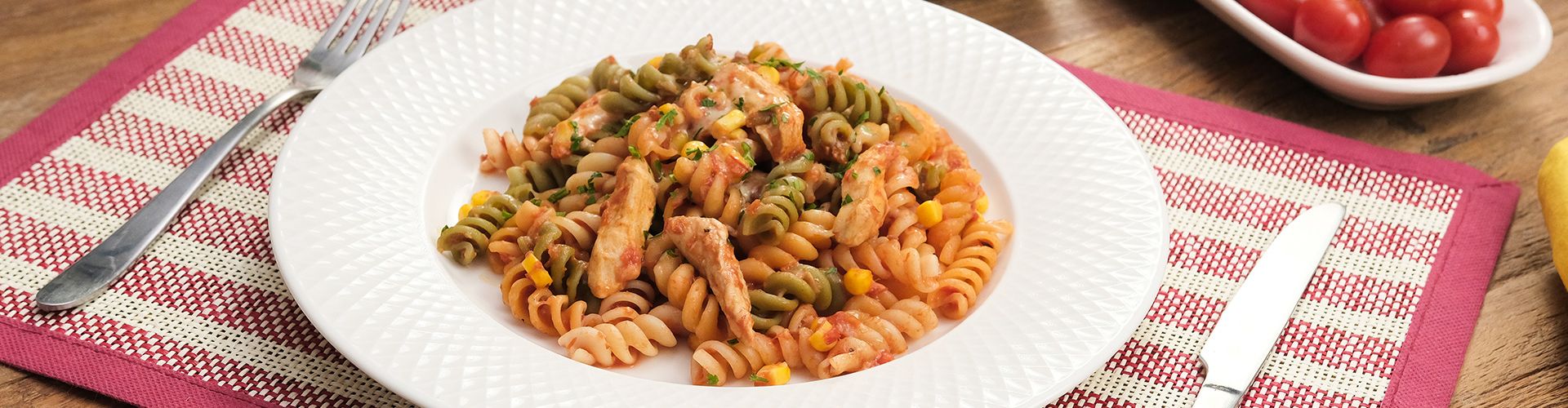 Macarrão com Frango e Queijo