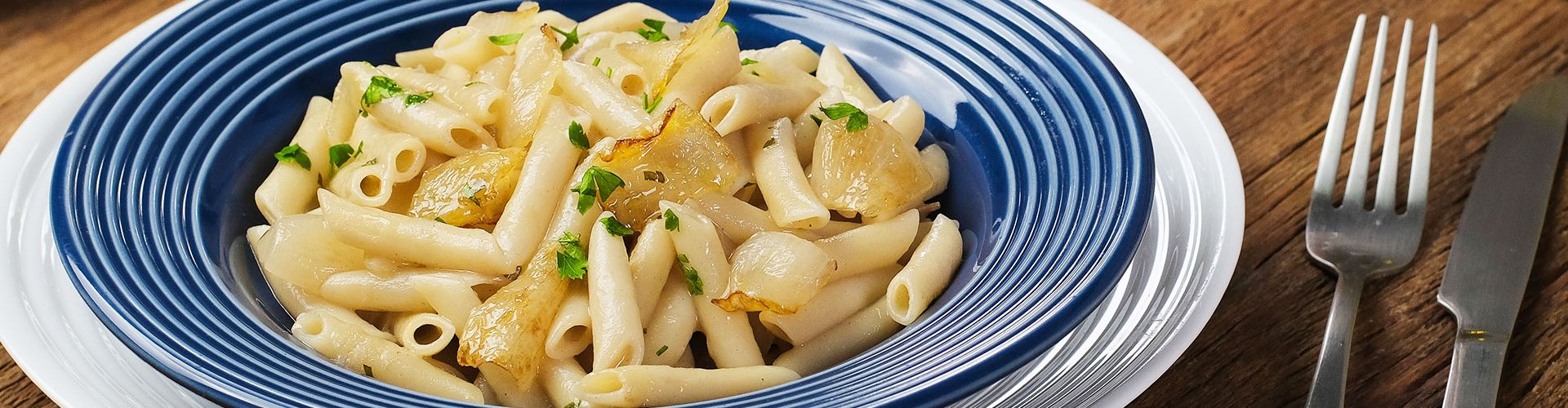 Macarrão com Molho de Cebola