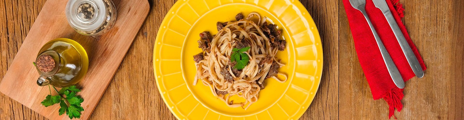 Macarronada com Ragu de Paleta