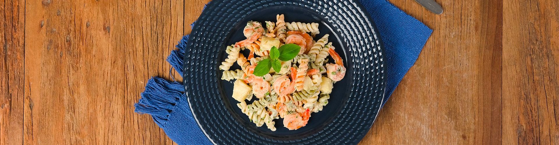 Salada de Macarrão com Camarão