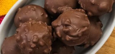 Receita Bombom Crocante Caseiro