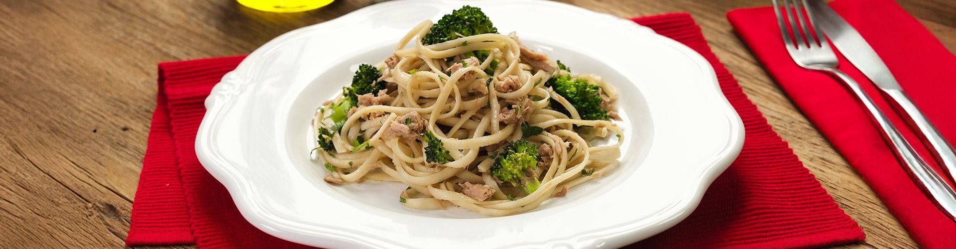 Linguine com Brócolis e Atum