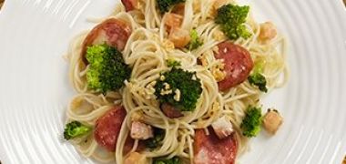 Receita Fidelinho 10 ao Alho e Óleo com Brócolis, Calabresa e Bacon