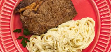 Receita Fidelinho Cremoso com Bife Ancho