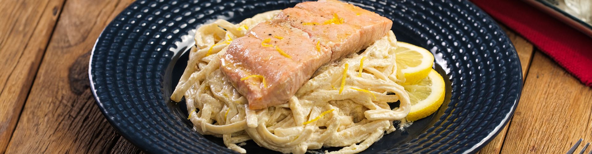 Linguine ao Limone com Salmão