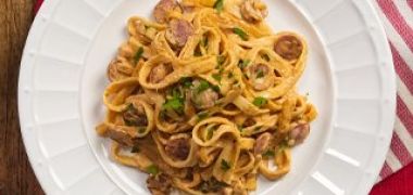 Receita Macarrão Cremoso com Calabresa