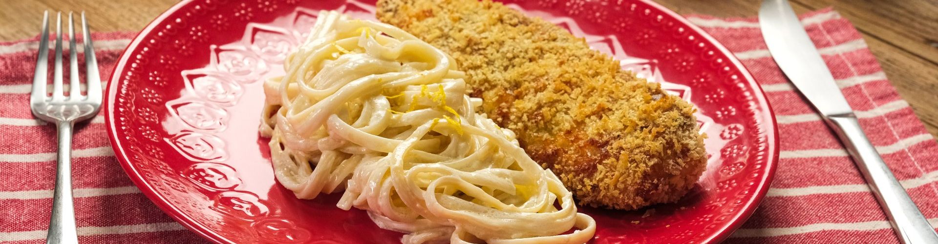 Linguine ao Limone com Tilápia Assada Bem Crocante