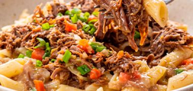 Receita Macarrão com carne de sol