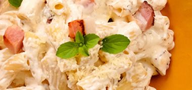 Receita Macarrão com Requeijão e Bacon